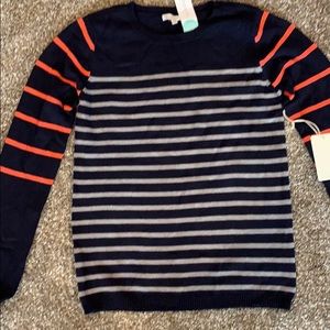 New sweater with tags